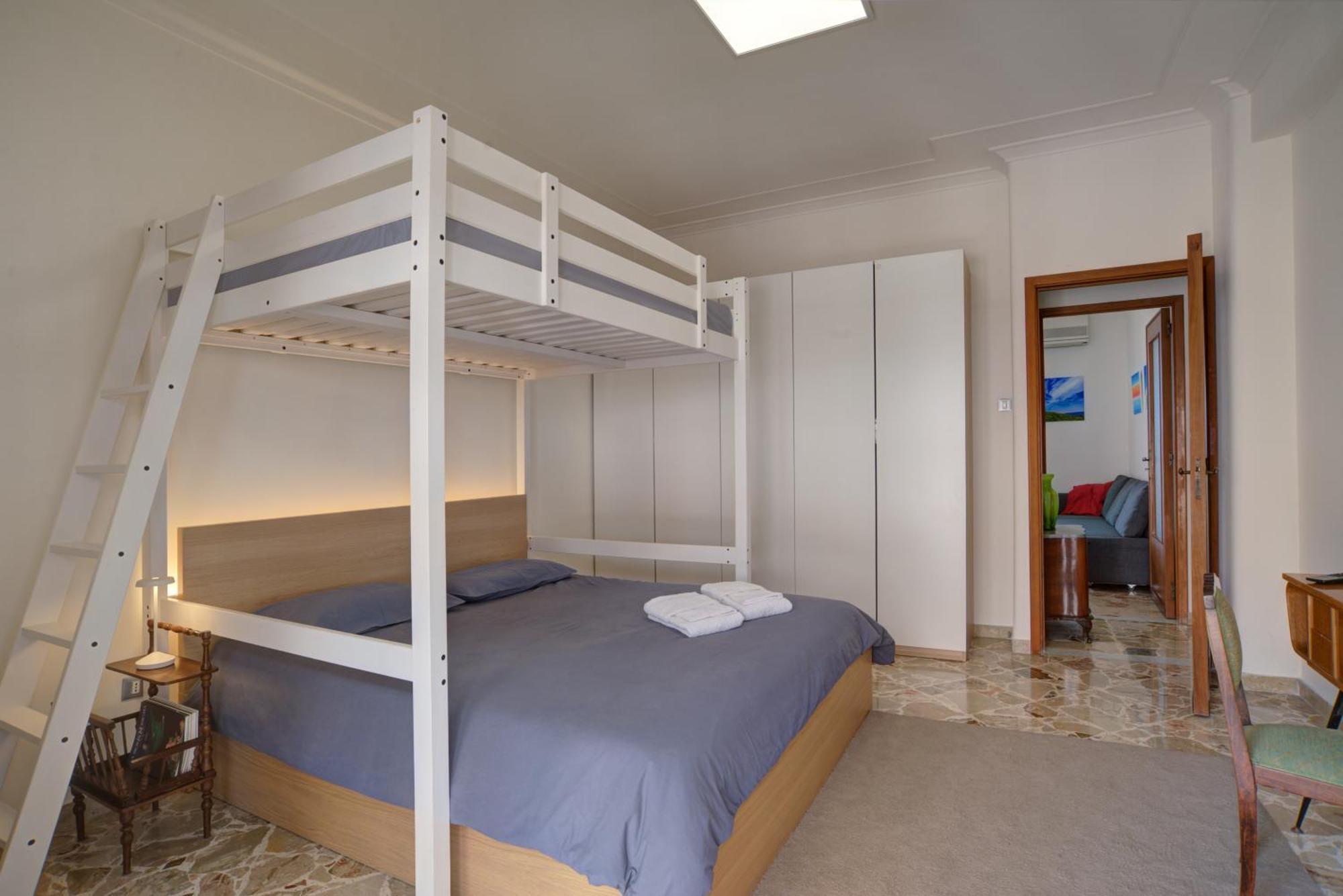 Top Floor Aparthotel Bentivoglio 카타니아 외부 사진