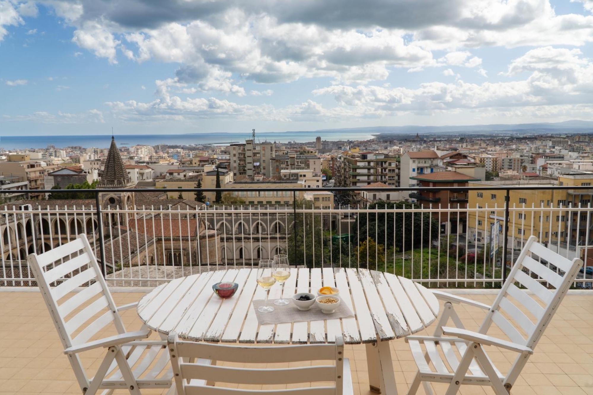 Top Floor Aparthotel Bentivoglio 카타니아 외부 사진
