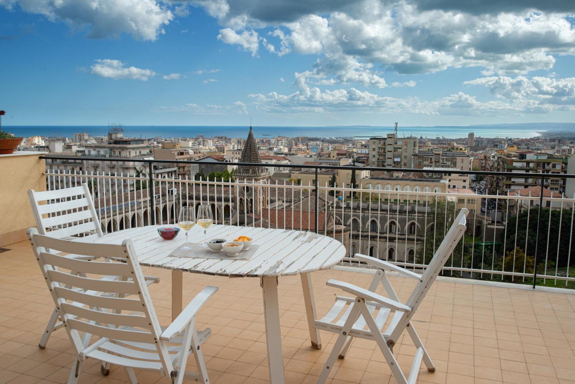 Top Floor Aparthotel Bentivoglio 카타니아 외부 사진